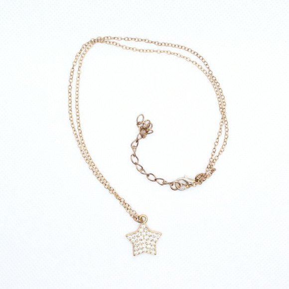 Jewelry - 💚5/$25 Gold Clear Crystal Star Pendant Necklace
